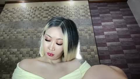 Snapshot of akemi_jp chatting on 04/05/26, 08:28 Akemi online show from 04/05/26, 08:28