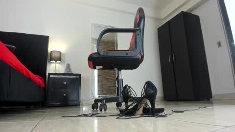 Akemi online show from 01/28/25, 12:05