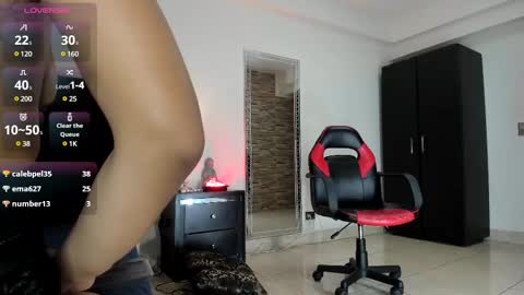 Akemi online show from 02/10/25, 05:36