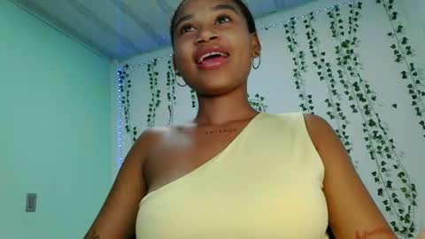 Snapshot of akemy_saunderz chatting on 06/12/26, 03:16 akemy_saunderz online show from 06/12/26, 03:16