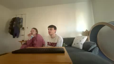 Snapshot of akexclusive chatting on 11/23/25, 02:28 akexclusive online show from 11/23/25, 02:28