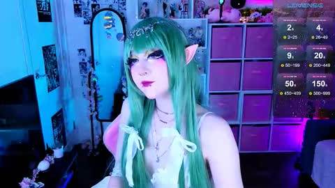 Snapshot of aki__ra chatting on 01/16/26, 11:20 Aki online show from 01/16/26, 11:20