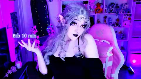 Snapshot of aki__ra chatting on 02/10/26, 12:04 Aki online show from 02/10/26, 12:04