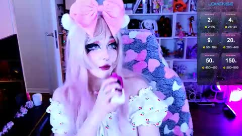 Snapshot of aki__ra chatting on 02/26/26, 12:09 Aki online show from 02/26/26, 12:09