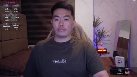 Snapshot of akihiro_morningstar chatting on 01/10/26, 12:34 Dave online show from 01/10/26, 12:34