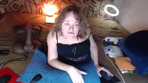 Snapshot of akindmodel chatting on 01/19/25, 02:49 Natalie online show from 01/19/25, 02:49