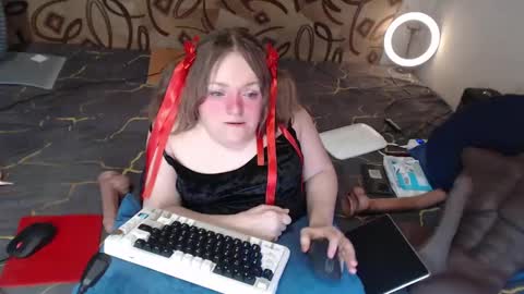 Snapshot of akindmodel chatting on 03/08/25, 02:45 Natalie online show from 03/08/25, 02:45