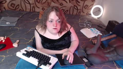 Snapshot of akindmodel chatting on 03/10/25, 08:26 Natalie online show from 03/10/25, 08:26
