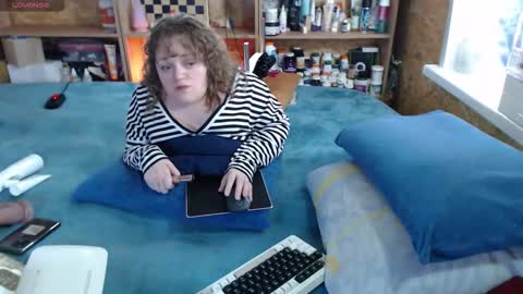 Snapshot of akindmodel chatting on 10/27/25, 06:28 Natalie online show from 10/27/25, 06:28