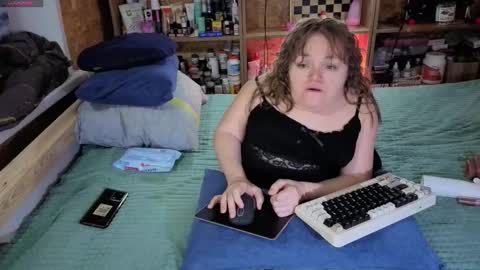 Natalie online show from 12/01/25, 12:32