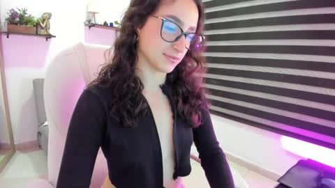 Snapshot of akira_morgan chatting on 03/23/26, 11:47 Akira online show from 03/23/26, 11:47