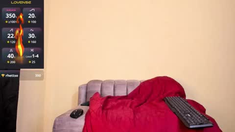 Akira online show from 10/18/25, 12:02