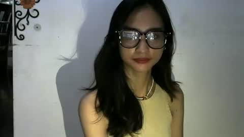 Snapshot of akira_z101 chatting on 10/24/25, 04:25 akira_z101 online show from 10/24/25, 04:25