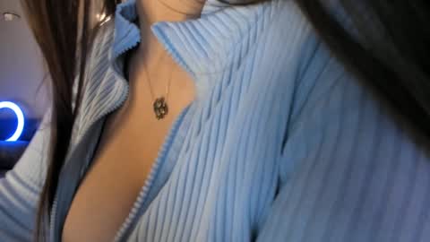 Akura is here 3 online show from 03/17/26, 03:48