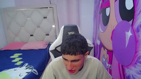 Snapshot of akyra_latin chatting on 02/12/26, 12:33 Akyra latin online show from 02/12/26, 12:33