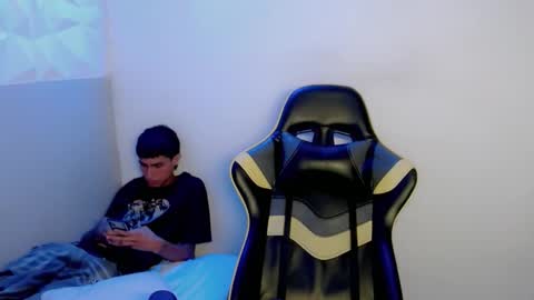 Snapshot of akyra_latin chatting on 02/17/26, 03:19 Akyra latin online show from 02/17/26, 03:19