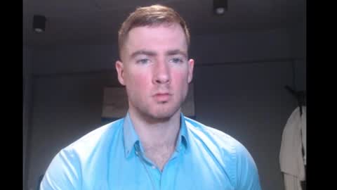 Snapshot of al3xzanderth3gr3at chatting on 02/15/25, 06:02 Alex online show from 02/15/25, 06:02