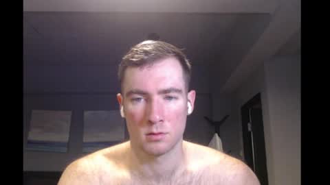 Snapshot of al3xzanderth3gr3at chatting on 02/21/25, 01:11 Alex online show from 02/21/25, 01:11