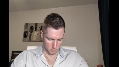 Snapshot of al3xzanderth3gr3at chatting on 10/04/25, 05:49 Alex online show from 10/04/25, 05:49