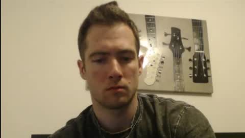 Snapshot of al3xzanderth3gr3at chatting on 04/26/26, 01:47 Alex online show from 04/26/26, 01:47