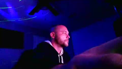 Snapshot of alabamacrazy85 chatting on 01/06/26, 02:37 alabamacrazy85 online show from 01/06/26, 02:37