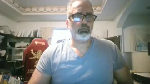 Snapshot of aladdin31673 chatting on 02/14/26, 06:48 aladdin31673 online show from 02/14/26, 06:48