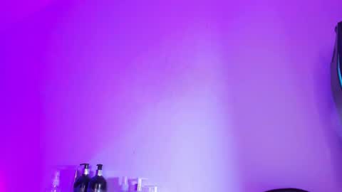 Snapshot of alahia__rodriguez chatting on 03/09/25, 03:22 Alahia Rodriguez online show from 03/09/25, 03:22