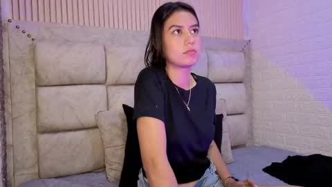 alahiasweet1 online show from 04/11/26, 12:09