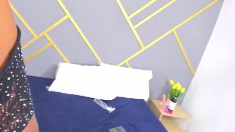 alaia_colins online show from 02/11/25, 04:13