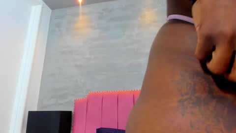 alaia_colins online show from 09/15/25, 04:34