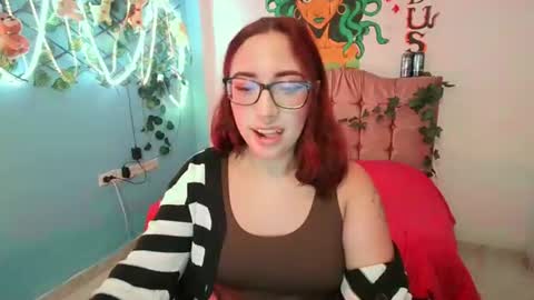 Snapshot of alaia_rossetti chatting on 06/25/26, 05:12 alaia online show from 06/25/26, 05:12
