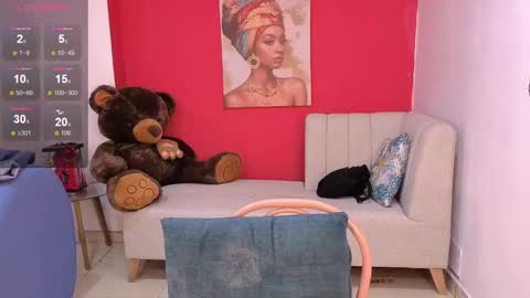 Alaia Skater online show from 11/27/25, 05:15