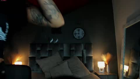  Alaia  online show from 02/20/25, 11:31