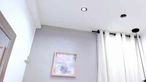     online show from 03/08/25, 10:45