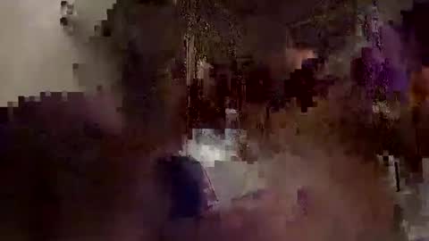 Snapshot of alain420 chatting on 01/06/25, 09:41 Tom online show from 01/06/25, 09:41