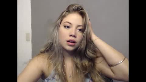 Snapshot of alaina_blessed chatting on 10/18/25, 09:26 alaina_blessed online show from 10/18/25, 09:26