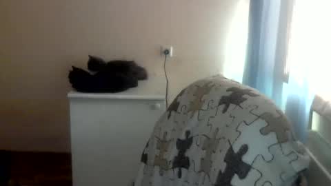 Snapshot of alalaska_ana chatting on 04/07/26, 10:37 Anna online show from 04/07/26, 10:37