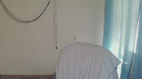 Snapshot of alalaska_ana chatting on 04/30/26, 07:47 Anna online show from 04/30/26, 07:47