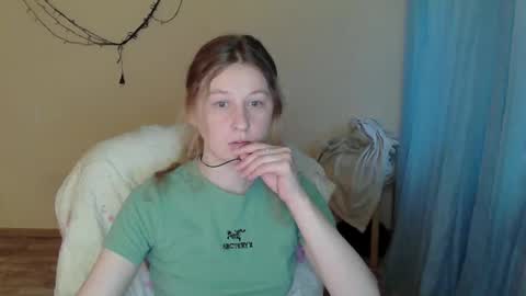 Snapshot of alalaska_ana chatting on 05/06/26, 02:11 Anna online show from 05/06/26, 02:11