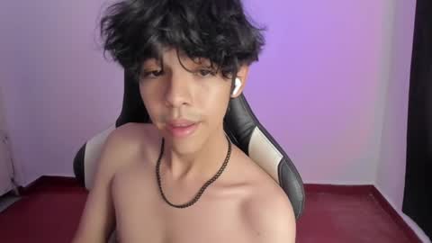 Snapshot of alan18n chatting on 01/11/25, 06:12 alan18n online show from 01/11/25, 06:12