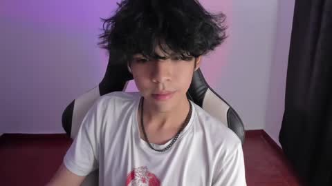 Snapshot of alan18n chatting on 01/18/25, 02:03 alan18n online show from 01/18/25, 02:03