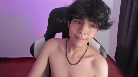 Snapshot of alan18n chatting on 01/18/25, 05:10 alan18n online show from 01/18/25, 05:10