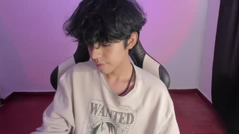 Snapshot of alan18n chatting on 01/21/25, 03:37 alan18n online show from 01/21/25, 03:37