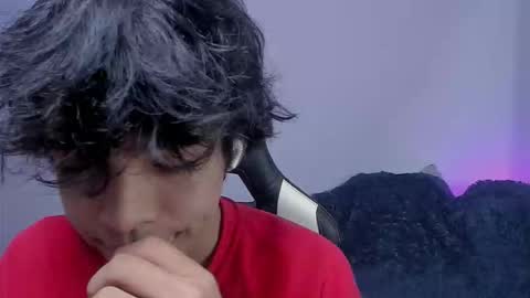 Snapshot of alan18n chatting on 09/19/25, 03:24 alan18n online show from 09/19/25, 03:24