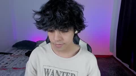 Snapshot of alan18n chatting on 11/11/25, 11:05 alan18n online show from 11/11/25, 11:05