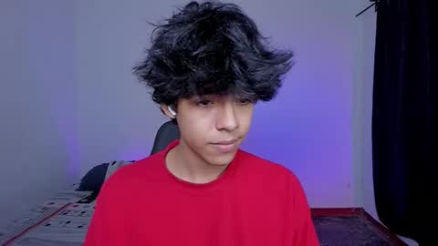 Snapshot of alan18n chatting on 11/29/25, 04:10 alan18n online show from 11/29/25, 04:10