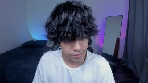 Snapshot of alan18n chatting on 01/17/26, 03:44 alan18n online show from 01/17/26, 03:44