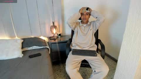 alan_colthon online show from 04/16/26, 02:56