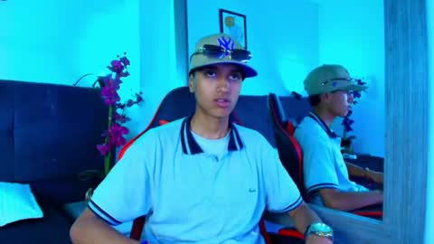 alan_colthon online show from 05/12/26, 03:36