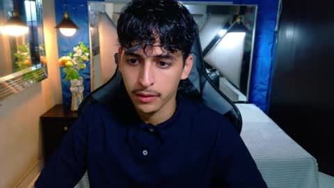 Snapshot of alan_del_reyy chatting on 02/19/26, 04:19 alan del reyy online show from 02/19/26, 04:19